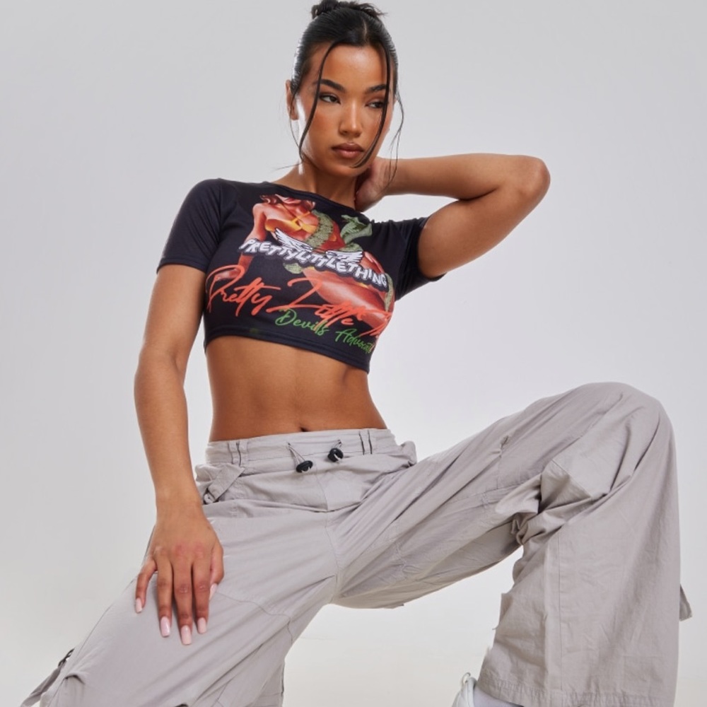 Black Devils Advocate Print Fitted Crop T Shirt